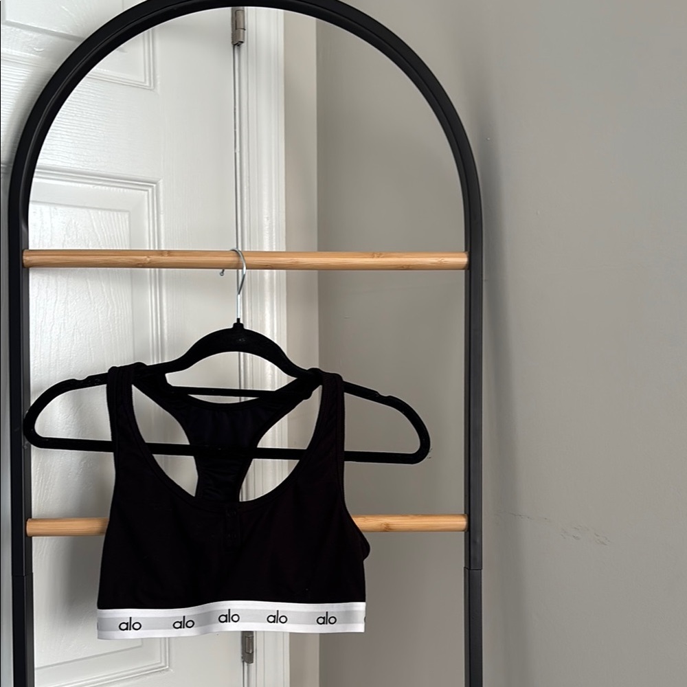 ALO Icon Ribbed Henley Bra